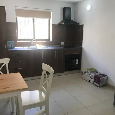 Apartment Swieqi Ubm *